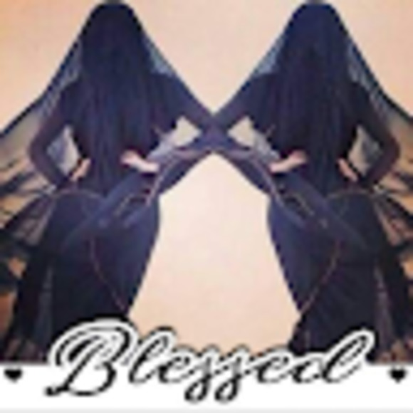 Meet your Posher, Stefanie - Picture 1 of 1